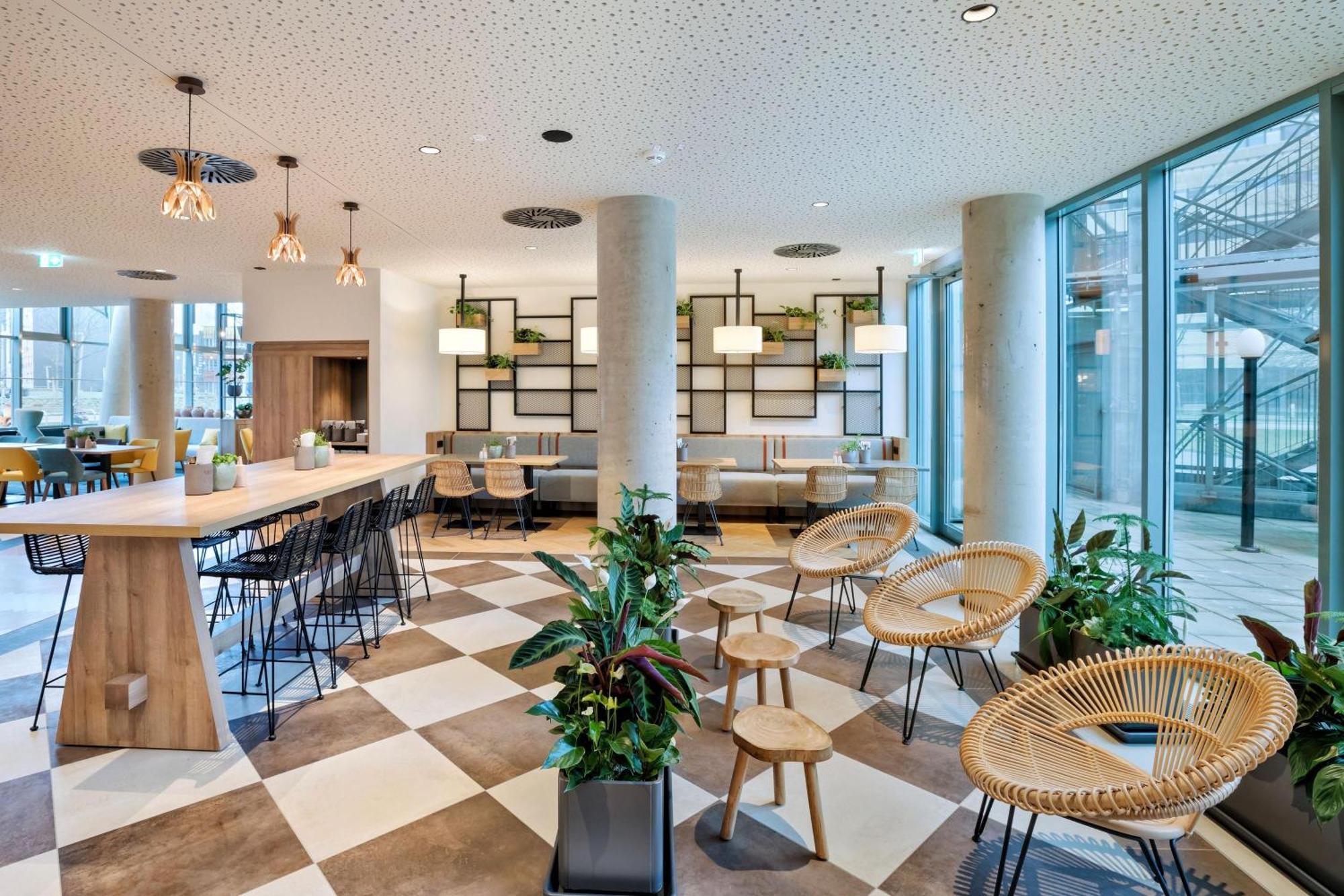 Spark By Hilton Vienna Messe Prater Luaran gambar