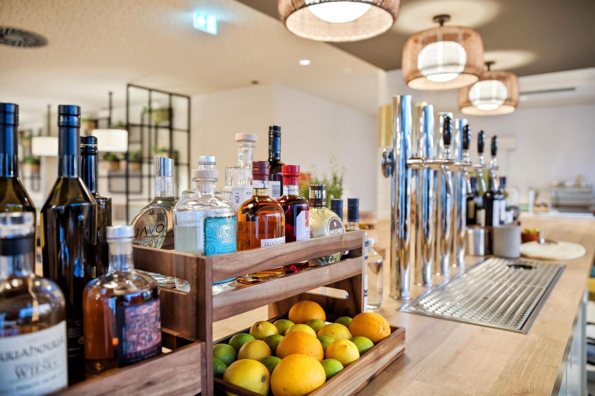 Spark By Hilton Vienna Messe Prater Luaran gambar